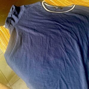 EUC Banana Republic SS navy t with ribbed white collar size XS